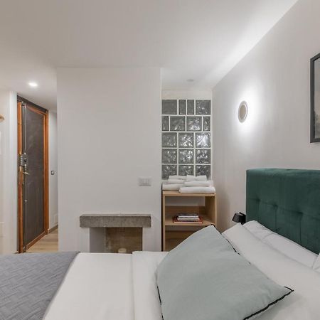 Iflat Small Studio In The Heart Of Trastevere Apartment Rome Luaran gambar